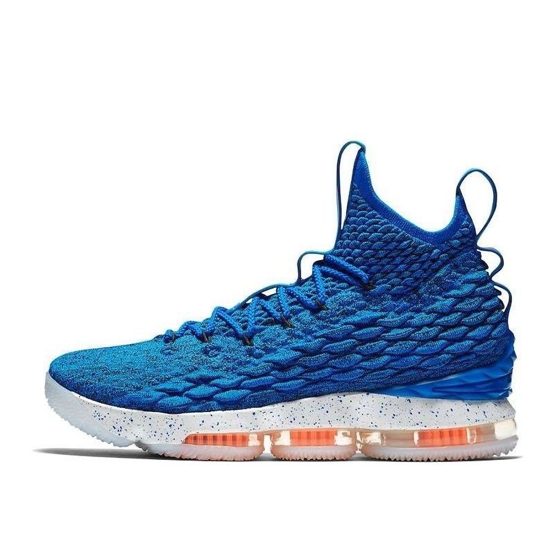 Nike LeBron 15 - Pour Joueurs Exigeants Innovation Technique