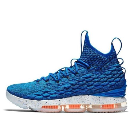 Nike LeBron 15 - Pour Joueurs Exigeants Innovation Technique